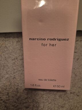 Narciso Rodriguez For Her EDT - Soft Pink Box. 50ml